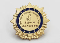 सैन्य सेवा के लिए बैज प्रकार कस्टम उत्कीर्ण पदक जिंक / टिन मिश्र धातु सामग्री